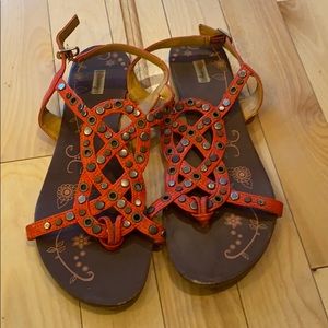 Olsenboye orange strappy sandals